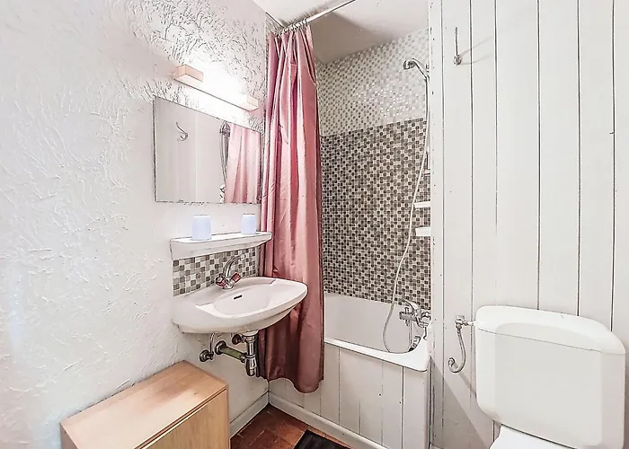 Les Collybies By Interhome 圣热尔韦莱班